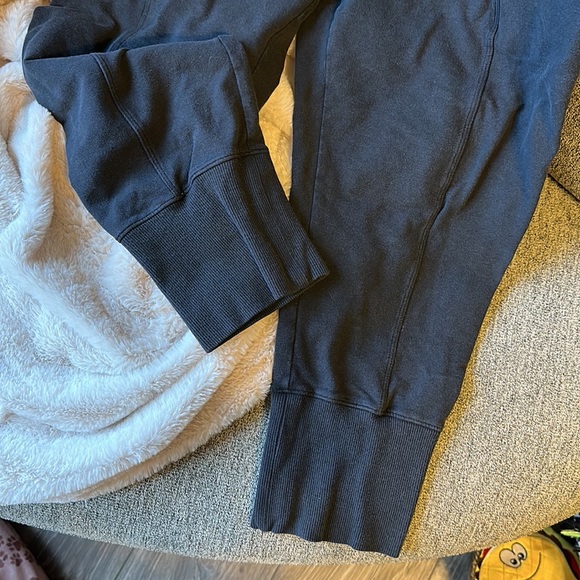 Black Jogger Sweats - Picture 3 of 4